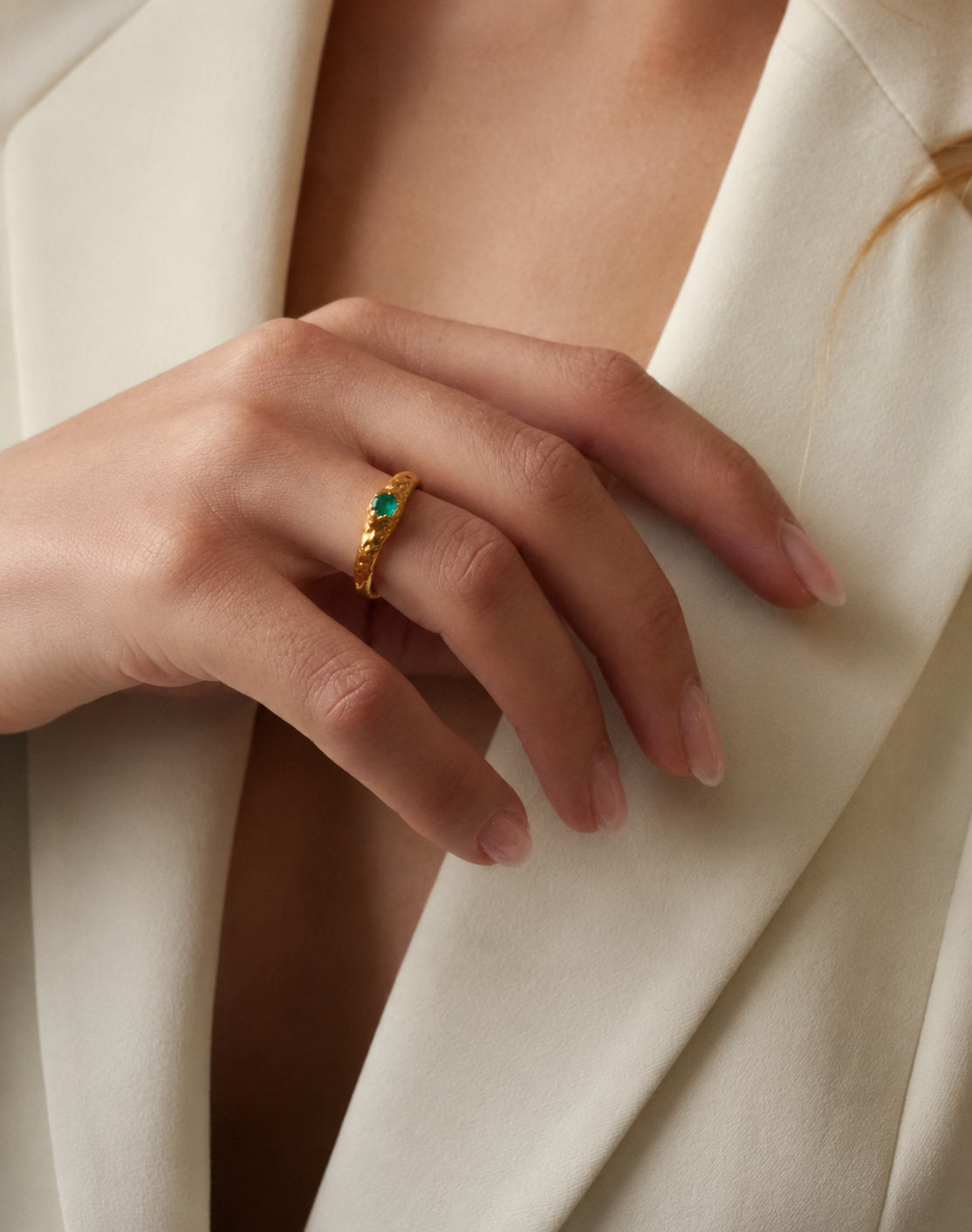ANILLO MAUNA