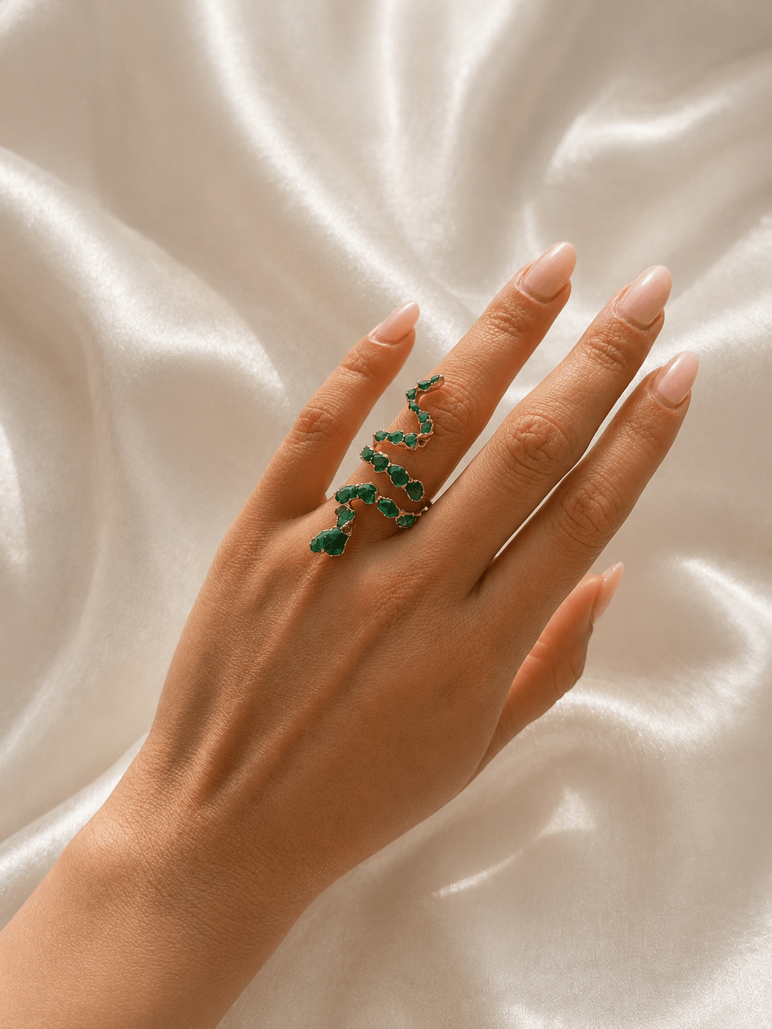 ANILLO SNAKE LARGO ESMERALDA